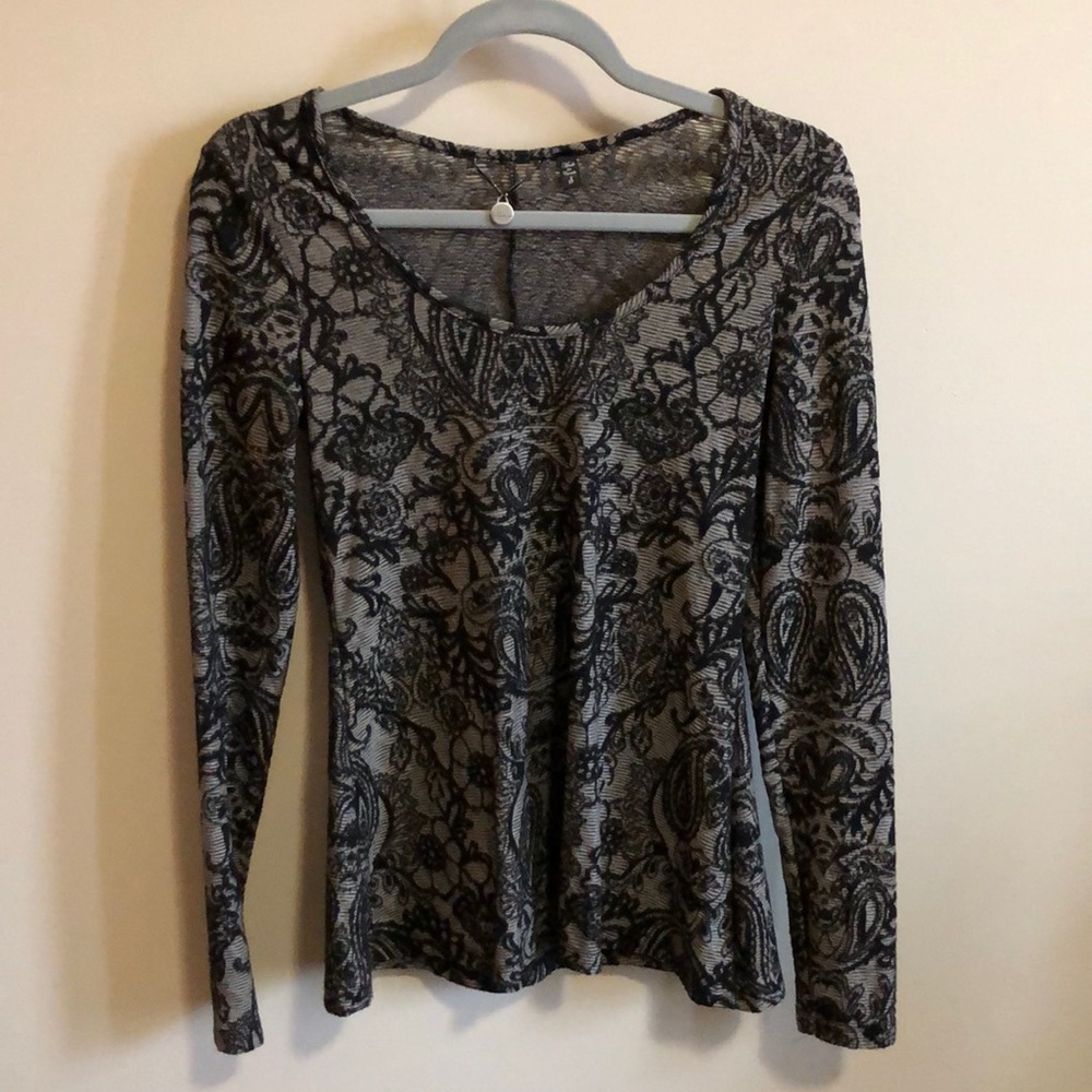 BKE fitted black fashion top - Size Small
